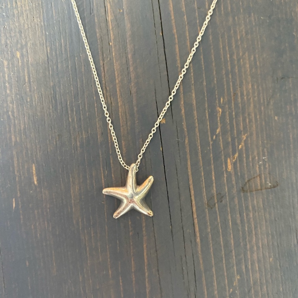 Tiffany’s starfish pendant